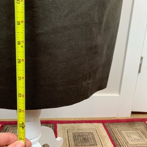 Nine West Matching 2-Piece Dress Suit - Picture 16 of 16